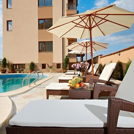 Stanny Court Aparthotel Nesebar Rum bild