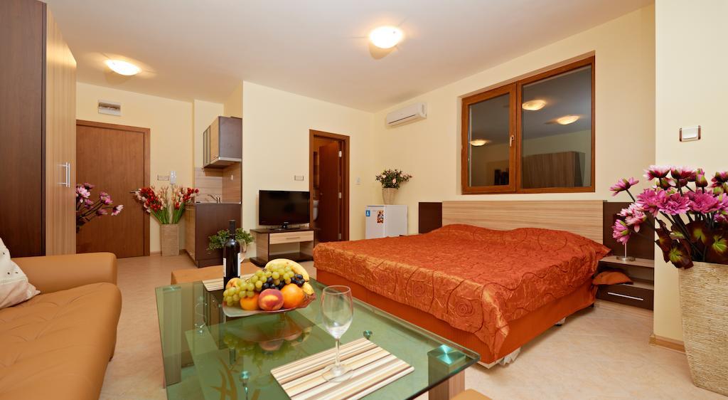 Stanny Court Aparthotel Nesebar Rum bild
