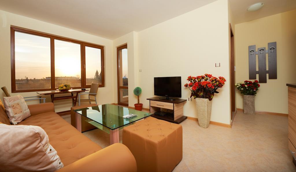 Stanny Court Aparthotel Nesebar Rum bild