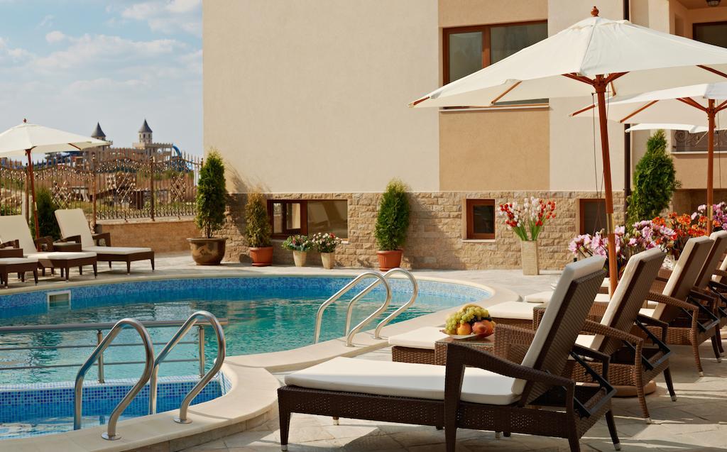 Stanny Court Aparthotel Nesebar Rum bild
